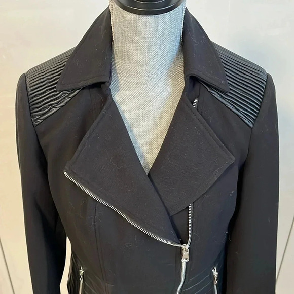 NWOT Black Moto Jacket Stretch Faux Leather Lined, Size M - Picture 2 of 14